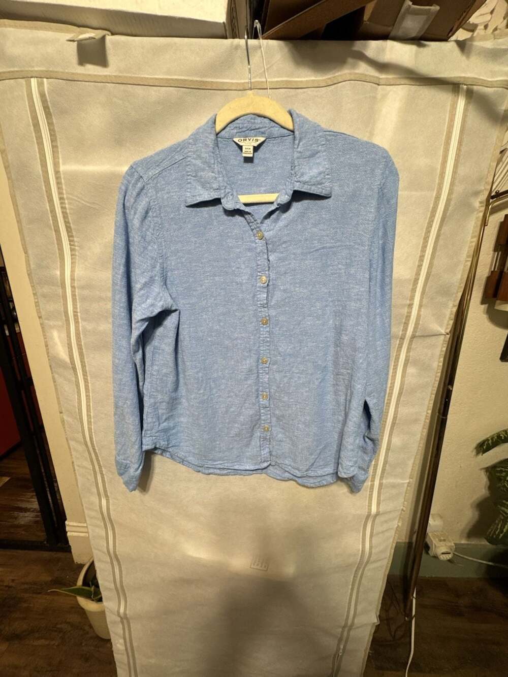 Orvis Women's Blue Linen Blend Long Sleeve Button-Up Shirt Size S